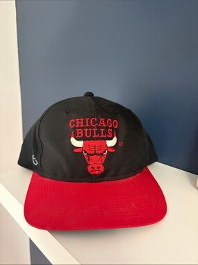 Vintage 90s Chicago Bulls G Cap Snapback Hat Black Red Green Underbrim NBA